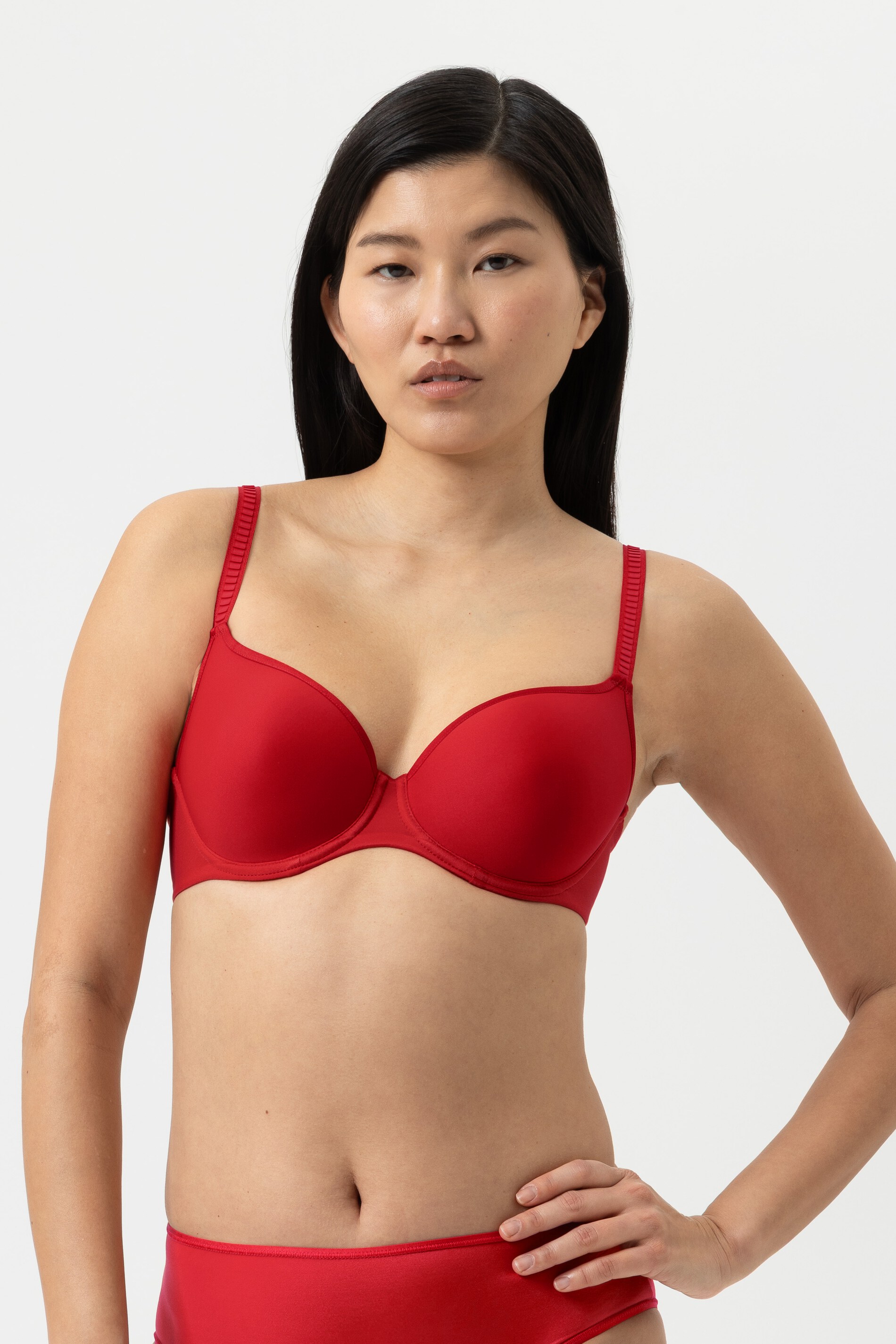 Spacer bra | Full cup Serie Joan Red Carpet | mey®